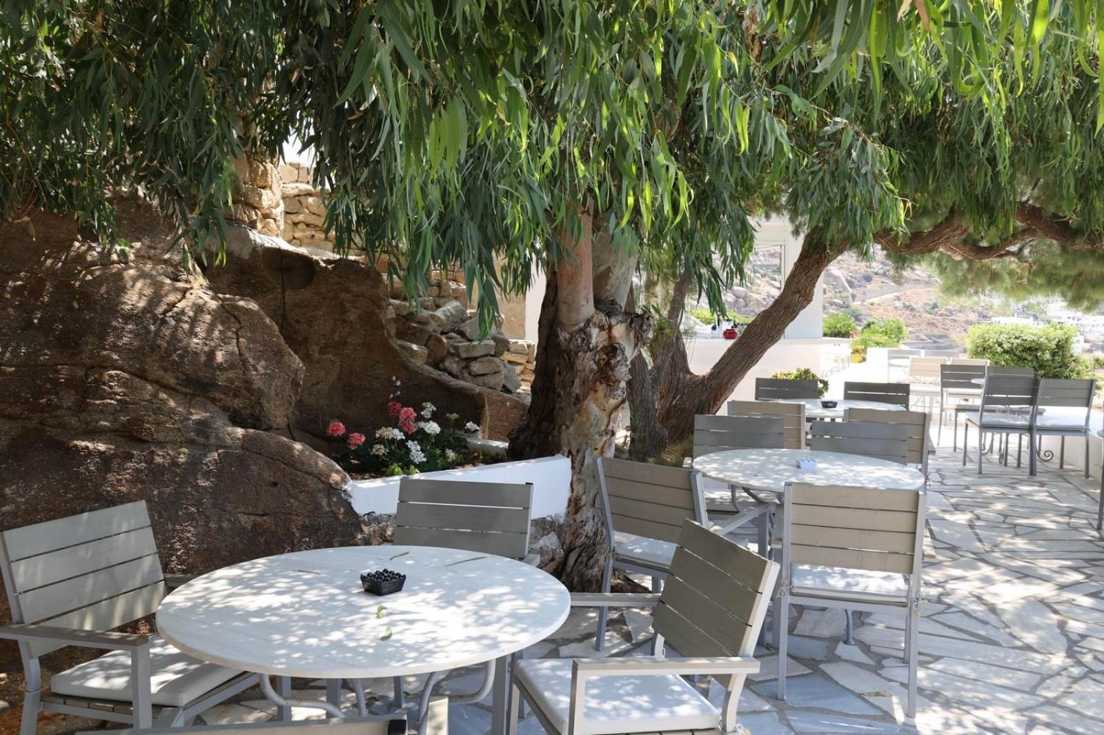Adikri Villas & Suites Tourlos Exterior photo