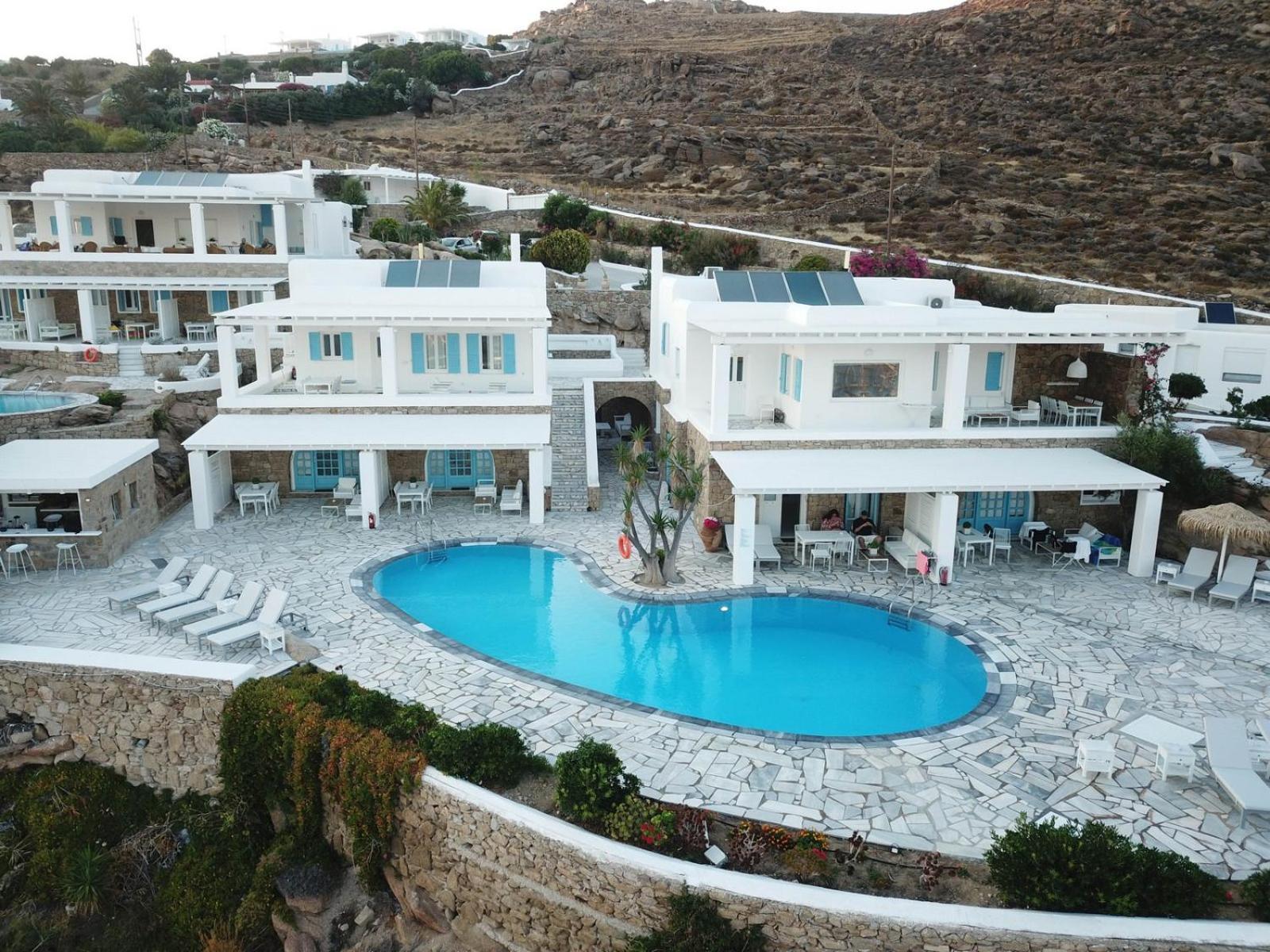 Adikri Villas & Suites Tourlos Exterior photo
