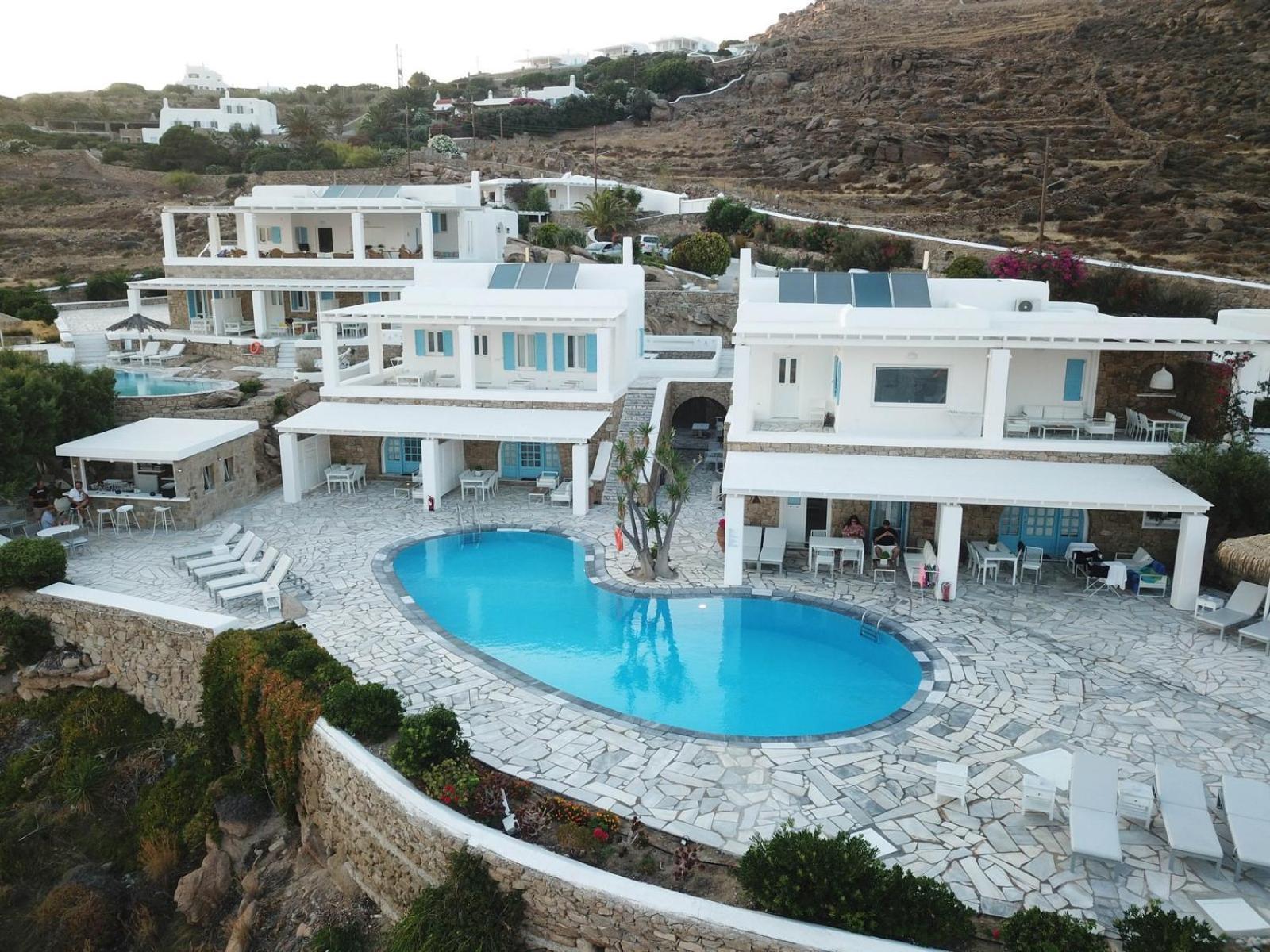 Adikri Villas & Suites Tourlos Exterior photo