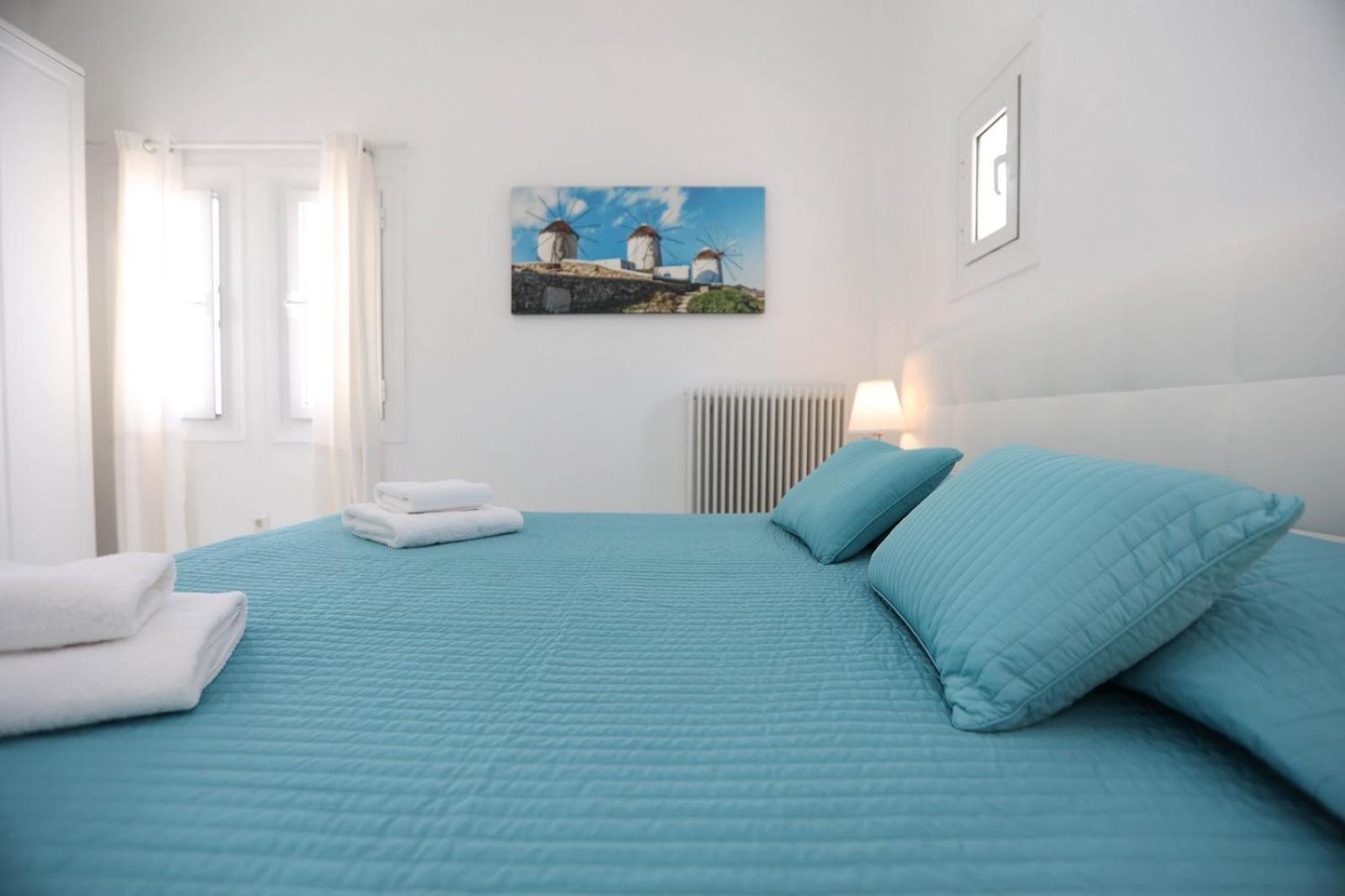 Adikri Villas & Suites Tourlos Exterior photo