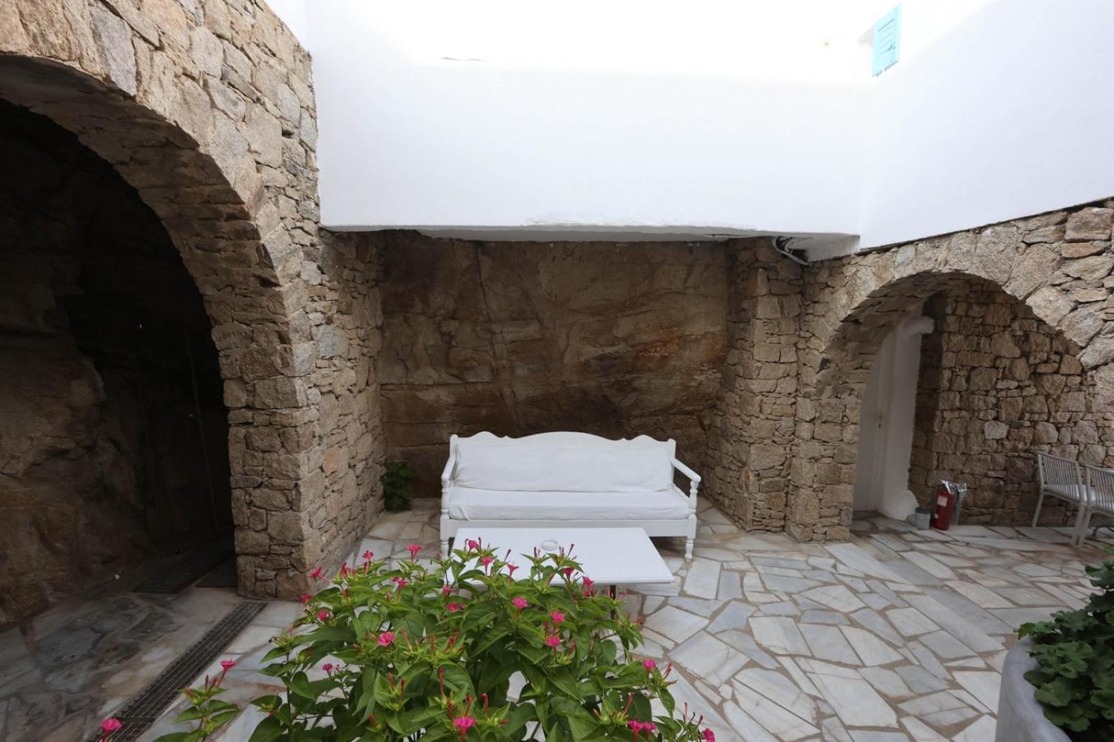 Adikri Villas & Suites Tourlos Exterior photo